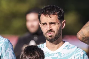 Transfer shock incoming! A top Barcelona target is reportedly closing in on a stunning move to Real Madrid igniting rivalry drama.